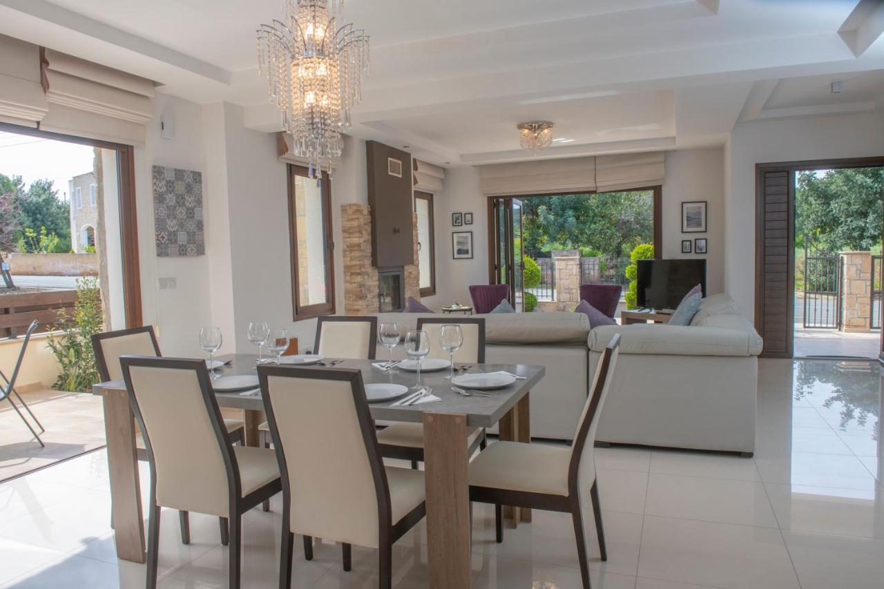Kallizoni Villa Paphos Eksteriør billede